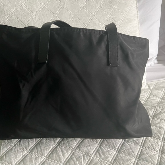 Prada Authentic L Tote - Picture 9 of 12